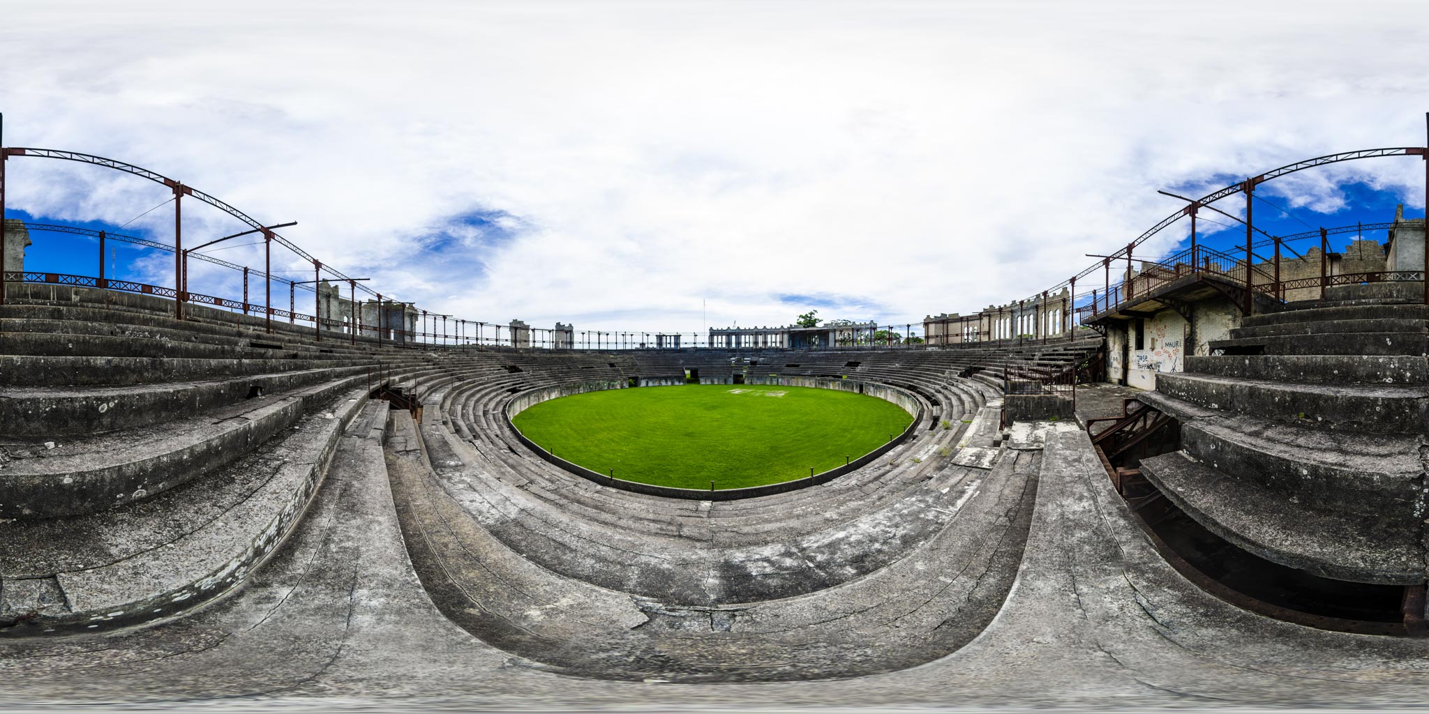 colonia-plaza-de-toros-tribuna.jpg